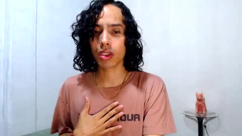 Alexis online show from 28, 4, 2026