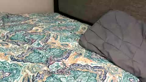 Alexis online show from 6, 12, 2024