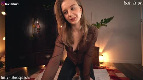 Snapshot of alexispeach chatting on 3, 12, 2024 Alexis--  online show from 3, 12, 2024