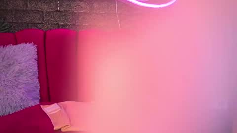 Alexis Texas online show from 3, 2, 2025