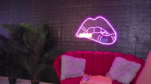 Alexis Texas online show from 7, 2, 2025