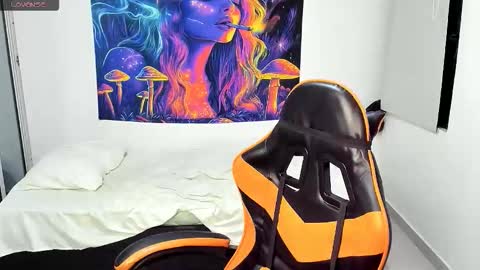 ALEXJ BLACK online show from 9, 10, 2025