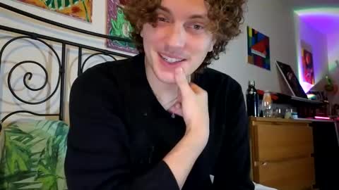 Alex online show from 8, 1, 2025