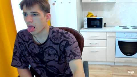 Snapshot of alexs_777 chatting on 25, 5, 2026 Dennis online show from 25, 5, 2026