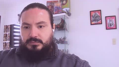 Snapshot of alextambet chatting on 10, 1, 2025 alextambet online show from 10, 1, 2025