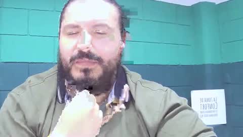 Snapshot of alextambet chatting on 4, 3, 2025 alextambet online show from 4, 3, 2025