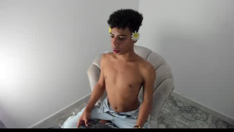 Snapshot of alexx_cum18 chatting on 22, 6, 2026 alexx_cum18 online show from 22, 6, 2026