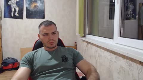 Snapshot of alexxgorilla chatting on 27, 11, 2025 alexxgorilla online show from 27, 11, 2025