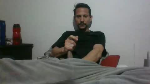Snapshot of alexzuno1 chatting on 19, 12, 2025 alexzuno1 online show from 19, 12, 2025