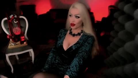 AlfaFemale online show from 17, 12, 2024