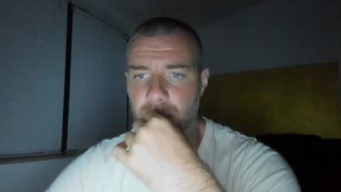 Snapshot of alfiesolomons87 chatting on 7, 5, 2026 alfiesolomons87 online show from 7, 5, 2026