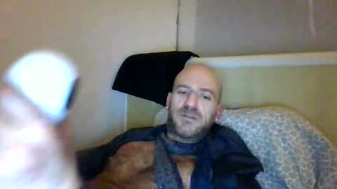 Snapshot of alfred151 chatting on 29, 3, 2026 Edgarrrdd1021 online show from 29, 3, 2026