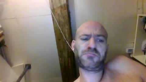 Snapshot of alfred151 chatting on 10, 4, 2026 Edgarrrdd1021 online show from 10, 4, 2026