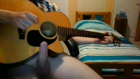 Alfredo Ginger huge cock online show from 13, 7, 2026