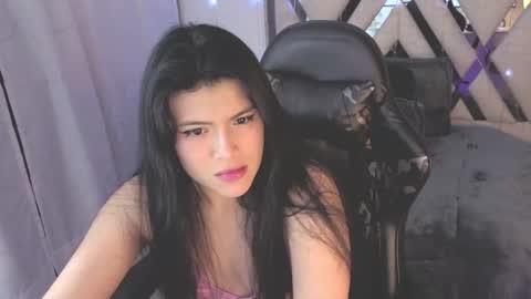 Carolina Join The Fan Club  online show from 16, 10, 2025