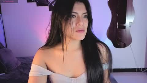 Snapshot of alfresii_rivera chatting on 18, 6, 2026 Carolina Join The Fan Club online show from 18, 6, 2026