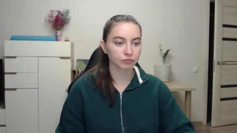 Alice online show from 28, 11, 2025