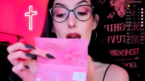 Miss Alice online show from 7, 1, 2026