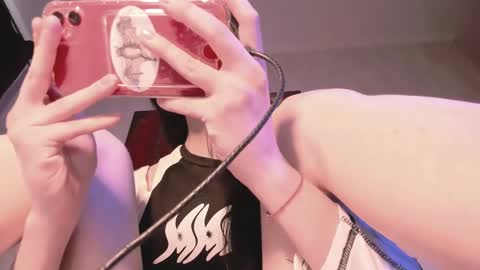 Alice Aris online show from 30, 1, 2025