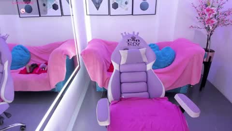 Alice  online show from 16, 4, 2026