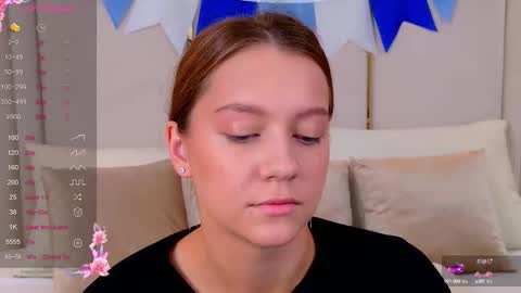 Snapshot of alice_charmy chatting on 2, 10, 2025 Alice in Wonderland online show from 2, 10, 2025