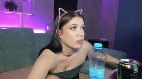 Alice  GMT2 Mon 3-9 AM Tue 3-9 AM Fri 3-9 AM Sat 3-9 AM Sun 3-9 AM online show from 16, 1, 2025