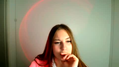 Snapshot of alice_dreamofu chatting on 20, 6, 2026 Alice online show from 20, 6, 2026