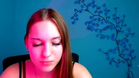 Snapshot of alice_dreamofu chatting on 23, 6, 2026 Alice online show from 23, 6, 2026