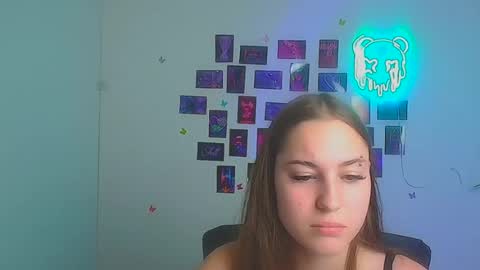 Snapshot of alice_dreamofu chatting on 24, 6, 2026 Alice online show from 24, 6, 2026
