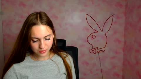 Snapshot of alice_dreamofu chatting on 14, 7, 2026 Alice online show from 14, 7, 2026