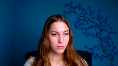 Snapshot of alice_dreamofu chatting on 22, 7, 2026 Alice online show from 22, 7, 2026