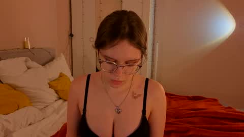 Alice online show from 14, 12, 2025