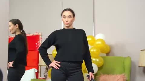 AliceMunro online show from 12, 2, 2025