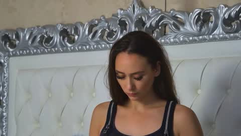 AliceMunro online show from 15, 9, 2025