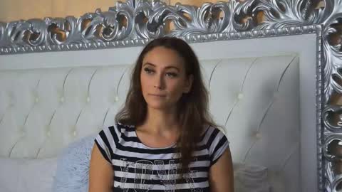 AliceMunro online show from 16, 9, 2025