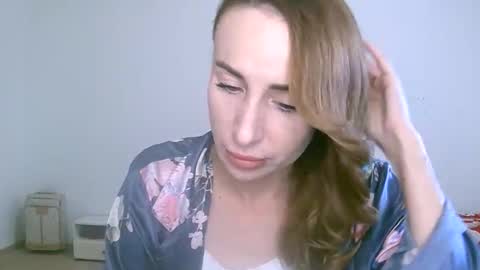 Snapshot of alice_sewx chatting on 26, 9, 2025 Alice Sewx online show from 26, 9, 2025