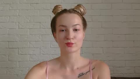 Snapshot of alice_sweet_01 chatting on 8, 9, 2025 Alice online show from 8, 9, 2025