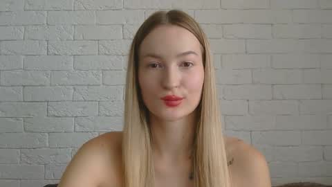 Snapshot of alice_sweet_01 chatting on 30, 9, 2025 Alice online show from 30, 9, 2025
