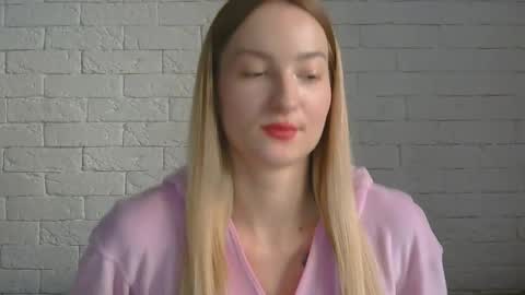 Snapshot of alice_sweet_01 chatting on 5, 10, 2025 Alice online show from 5, 10, 2025