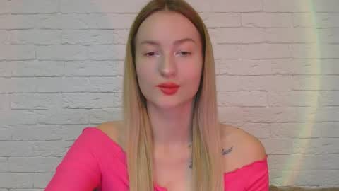 Snapshot of alice_sweet_01 chatting on 7, 10, 2025 Alice online show from 7, 10, 2025