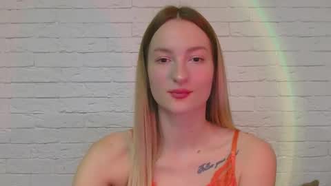 Snapshot of alice_sweet_01 chatting on 15, 11, 2025 Alice online show from 15, 11, 2025