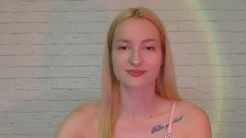 Snapshot of alice_sweet_01 chatting on 8, 6, 2026 Alice online show from 8, 6, 2026