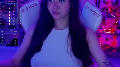 Snapshot of alice_tails chatting on 31, 5, 2026 Alice online show from 31, 5, 2026