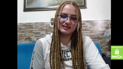 Snapshot of alice_trinity chatting on 16, 9, 2025 Alice online show from 16, 9, 2025