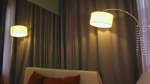 Snapshot of alice_tucci chatting on 23, 6, 2026 Alice online show from 23, 6, 2026