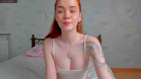 Snapshot of alice_with_freckles chatting on 17, 6, 2026 Alice online show from 17, 6, 2026