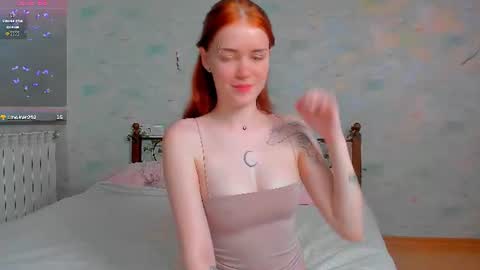 Snapshot of alice_with_freckles chatting on 24, 6, 2026 Alice online show from 24, 6, 2026