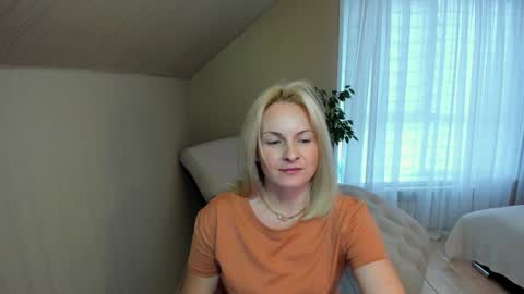 Snapshot of alicee__grace chatting on 16, 1, 2025 Alicee online show from 16, 1, 2025