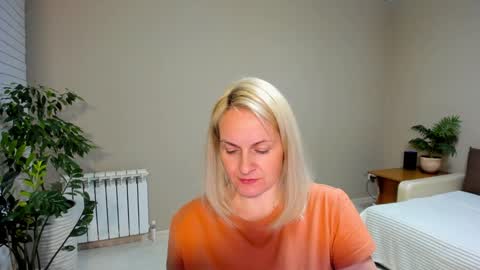 Snapshot of alicee__grace chatting on 23, 1, 2025 Alicee online show from 23, 1, 2025