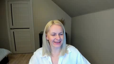 Snapshot of alicee__grace chatting on 15, 2, 2025 Alicee online show from 15, 2, 2025